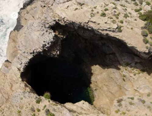 Μωβ σπήλαιο: Ένα κρυμμένο διαμάντι στη Νότια Εύβοια